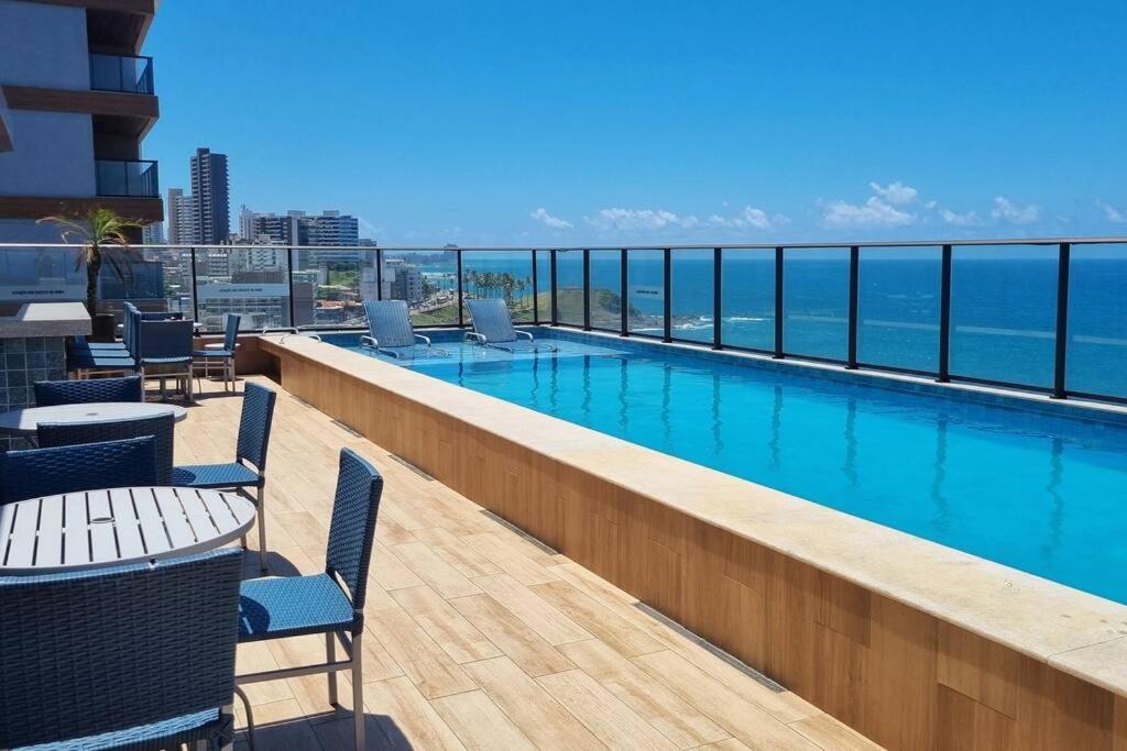 Belo Na Barra, Proximo Da E Do Farol. Apartamento Salvador de Bahía